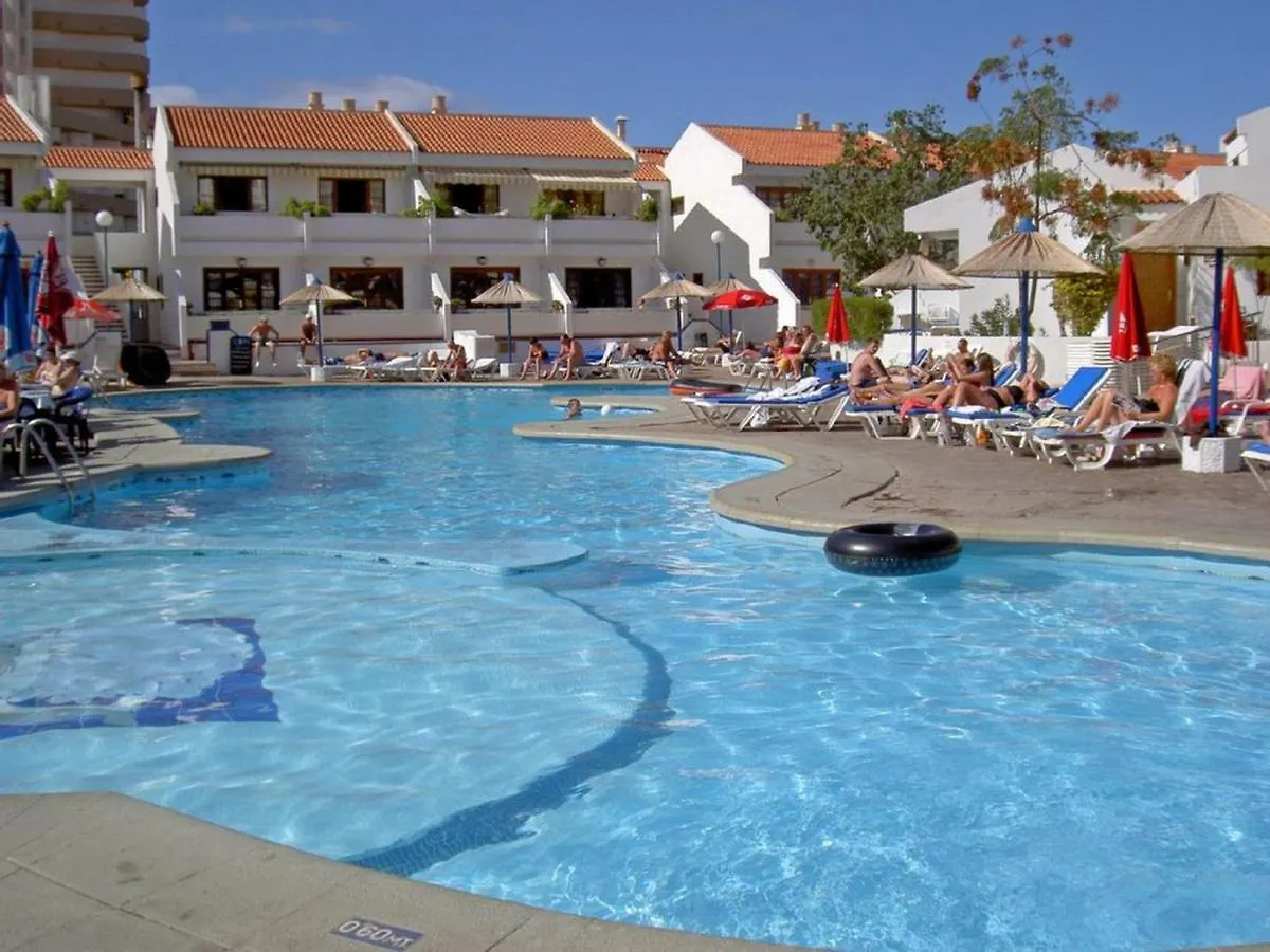 Nice Apartment On Las Americas Beach location